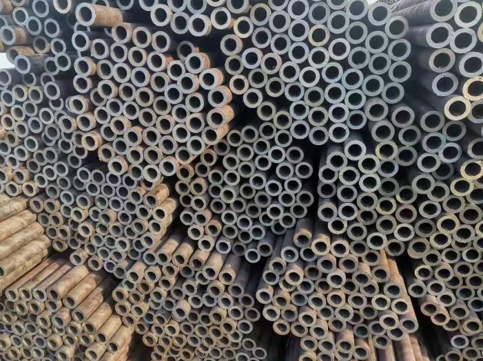 聚泰无缝钢管现货充足